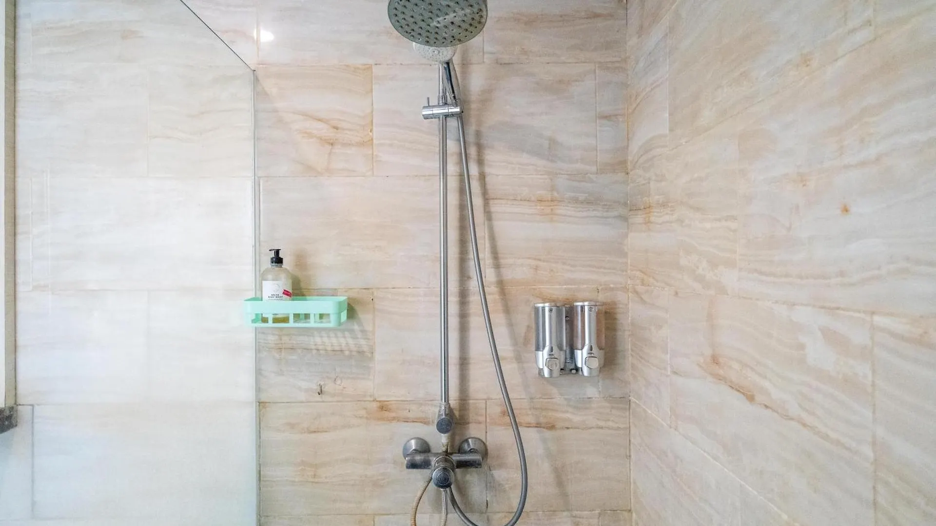 Master Suite In Pool Villa -Ideal For Entertaining Seminyak Habitación en casa particular