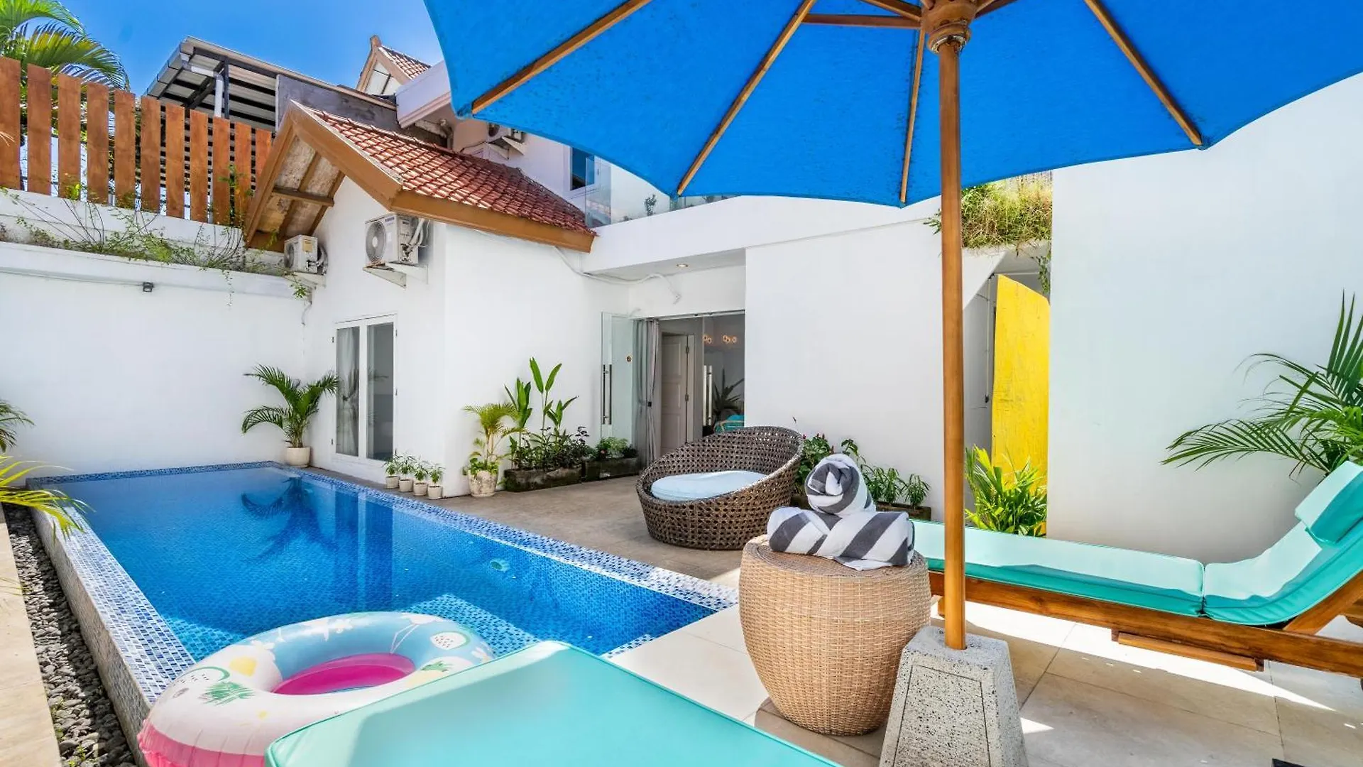 Habitación en casa particular Master Suite In Pool Villa -Ideal For Entertaining Seminyak Indonesia
