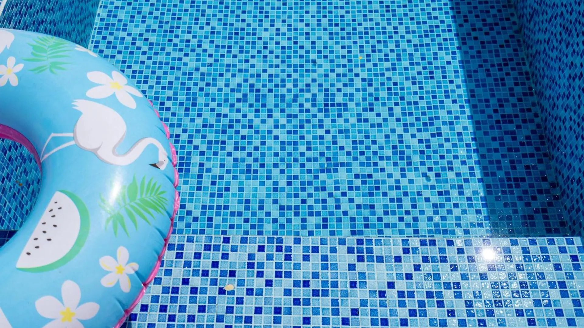 Master Suite In Pool Villa -Ideal For Entertaining Seminyak