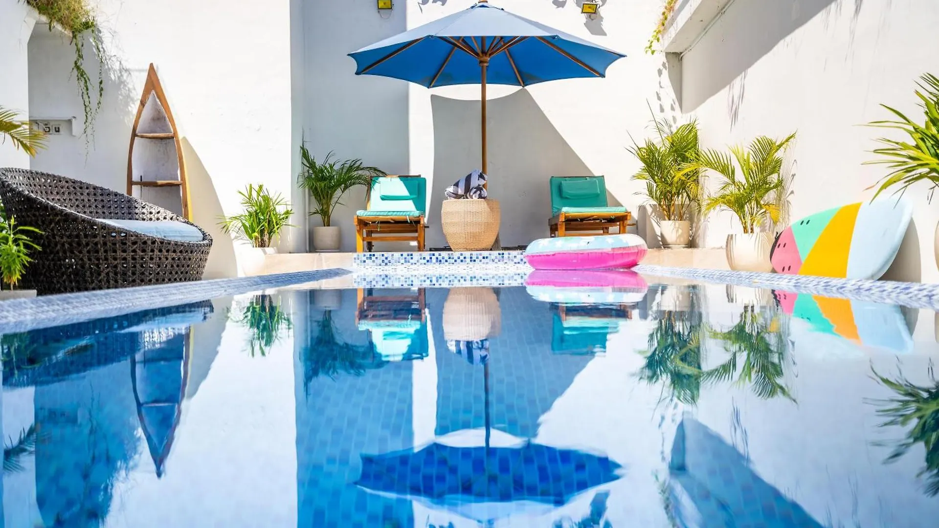 Master Suite In Pool Villa -Ideal For Entertaining Seminyak